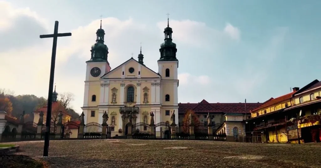 4. Kalwaria Zebrzydowska Poland %E2%80%93 A Mountain Retreat For The Soul 1024x536